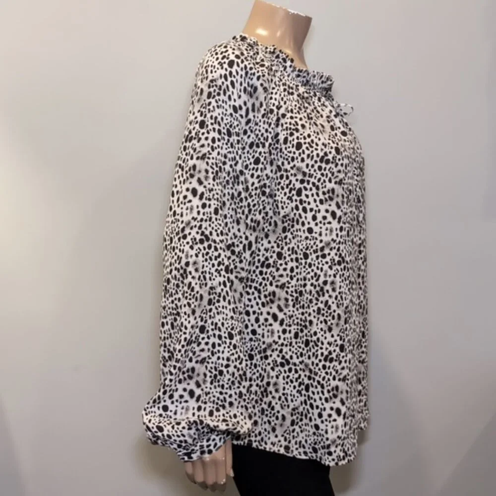 3/$20 A New Day Flowy Cheetah Print Blouse Smocked Keyhole Long Balloon Sleeve - Picture 9 of 14